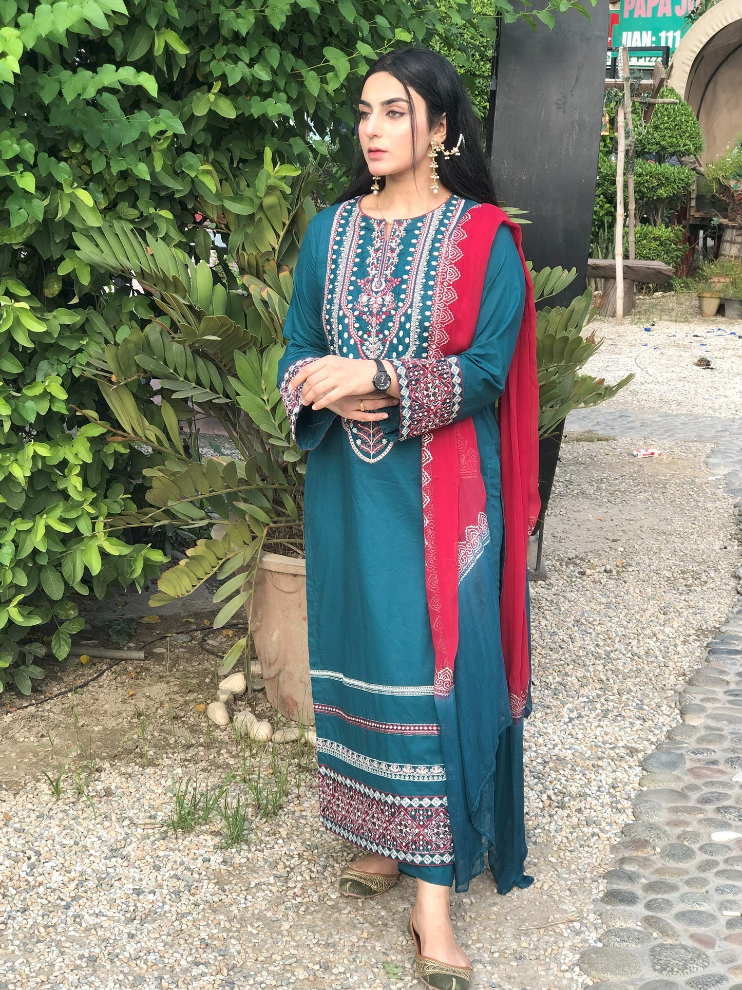 Embroidered-Lawn-CS-P-10