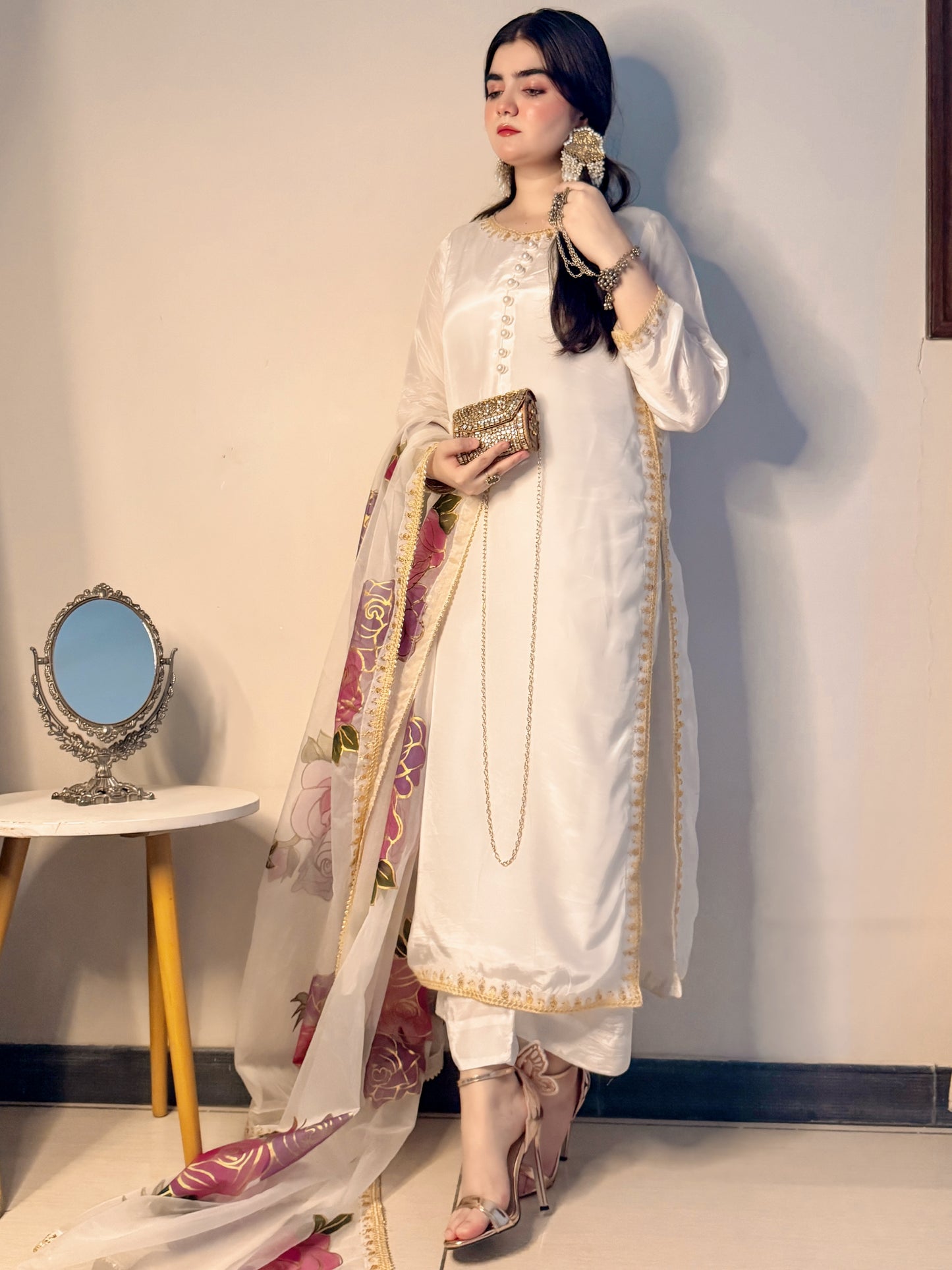 Embroidered Tassel Silk - TS - 01