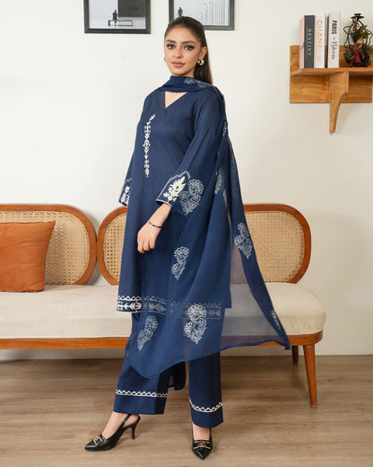 Embroidered-Lawn-CS-P-02