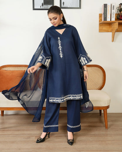Embroidered-Lawn-CS-P-02