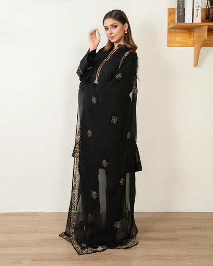 Embroidered-Lawn-CS-P-03