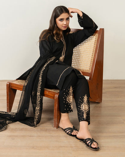 Embroidered-Lawn-CS-P-03