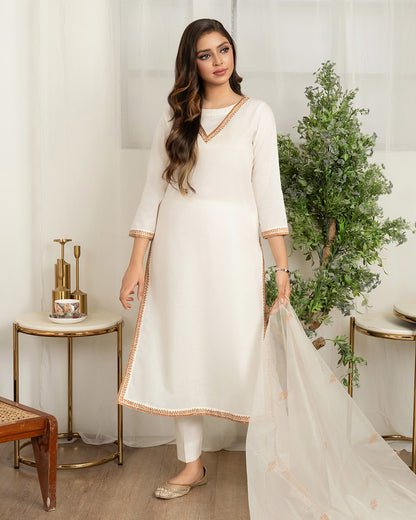 Embroidered-Lawn-CS-P-04