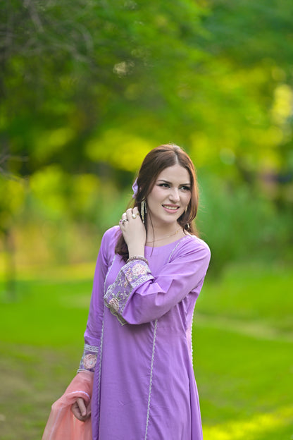 Embroidered-Lawn-CS-P-09