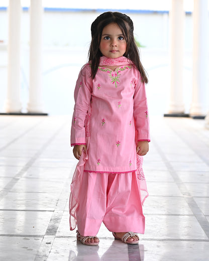 Embroidered-Lawn-K-04